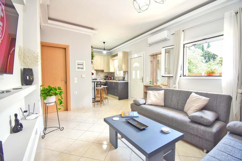 شقة Kosmas Family House Kanálion المظهر الخارجي الصورة